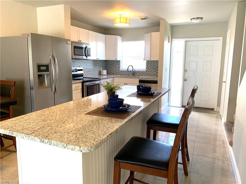 CORAL BAYVIEW CONDO - Residential