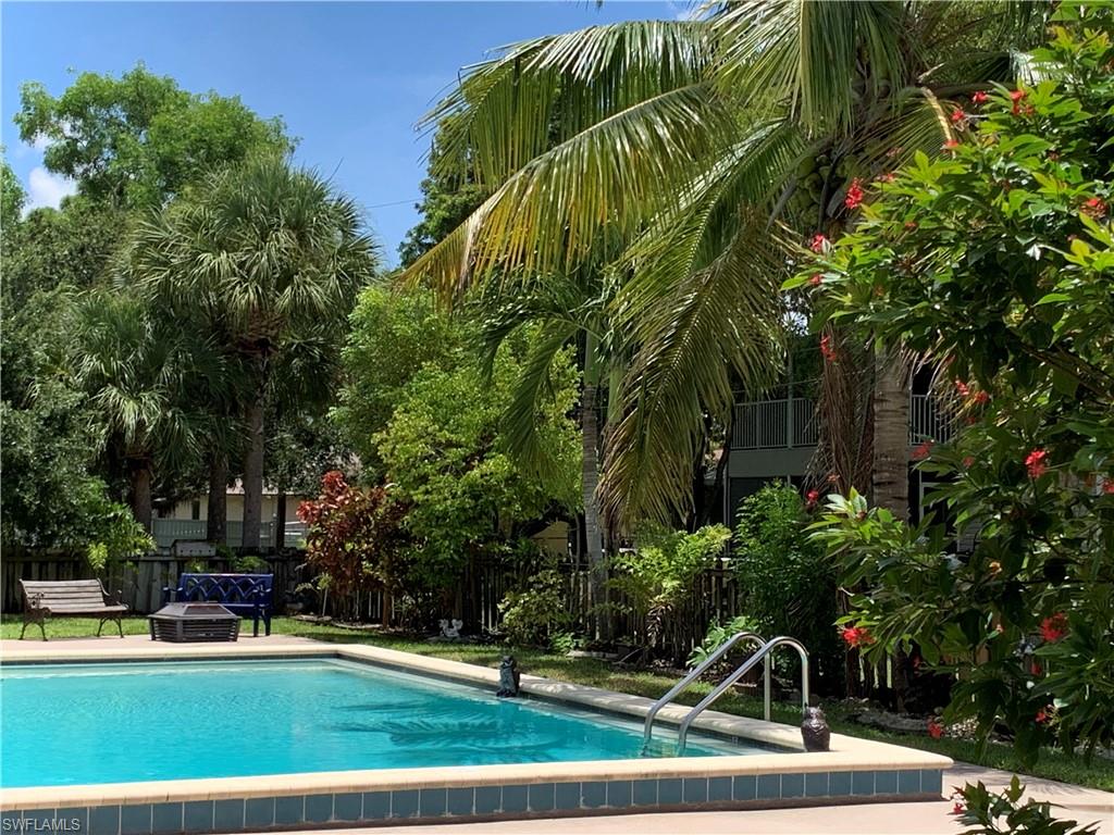 CORAL BAYVIEW CONDO - Residential