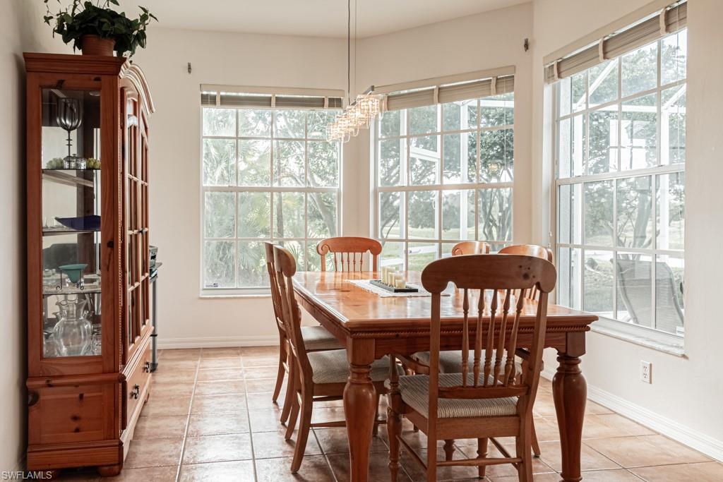 MIRROR LAKES - Residential