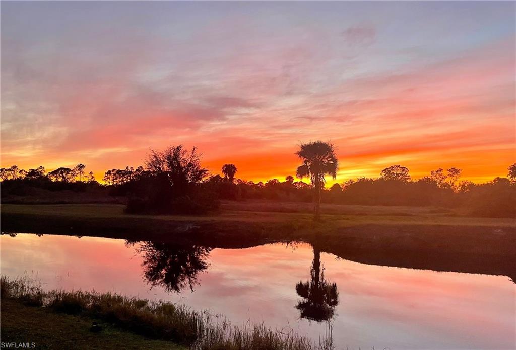 MIRROR LAKES - Residential