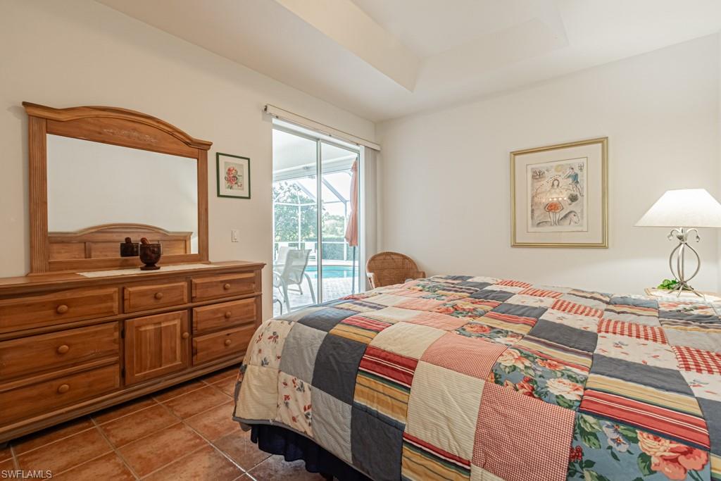 MIRROR LAKES - Residential