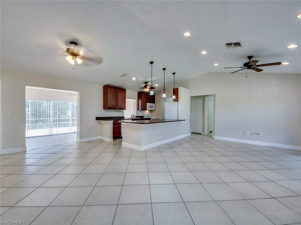 GOLDEN GATE CITY - Residential