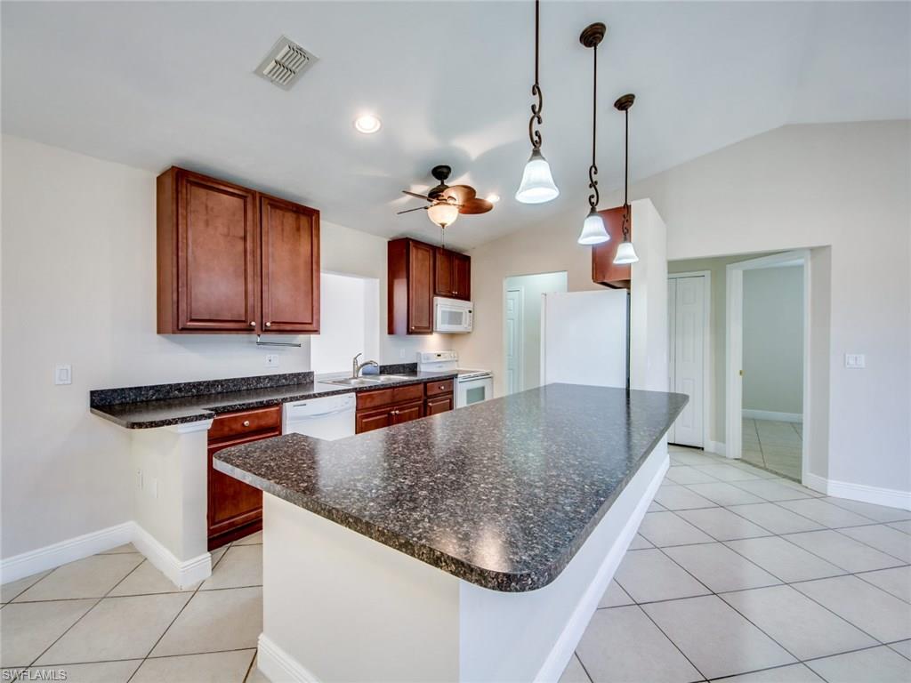 GOLDEN GATE CITY - Residential