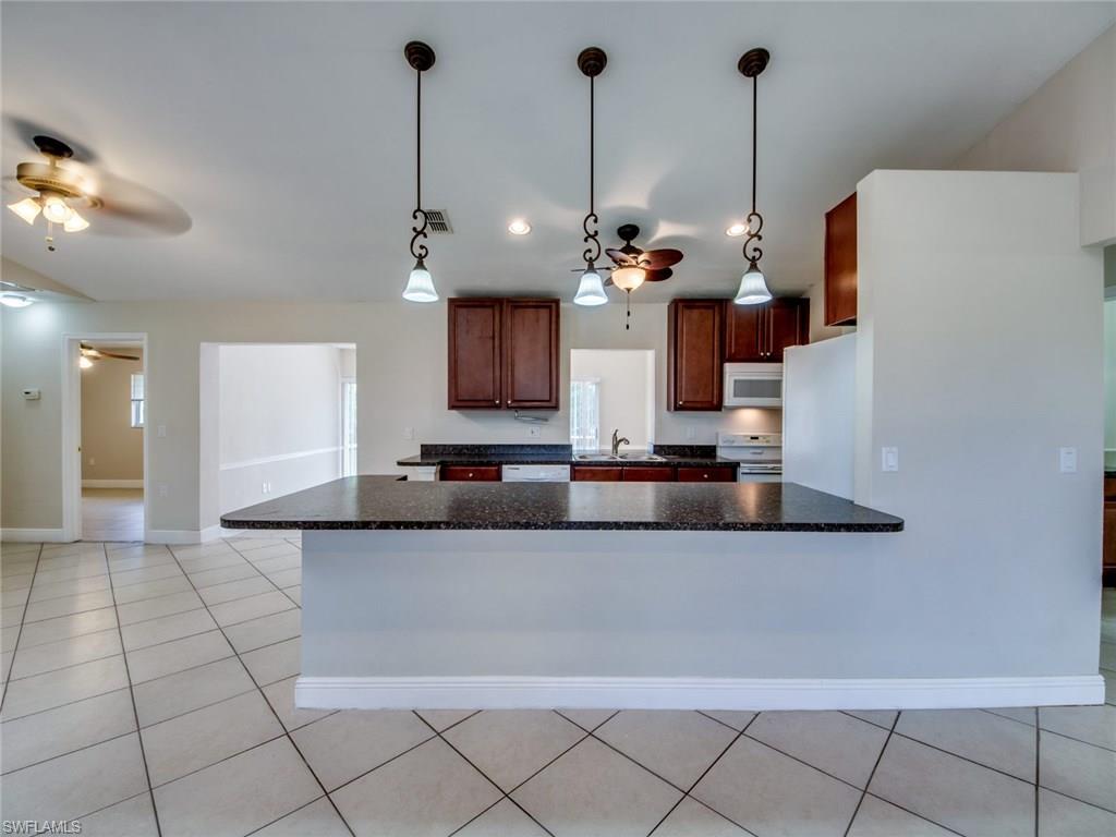 GOLDEN GATE CITY - Residential