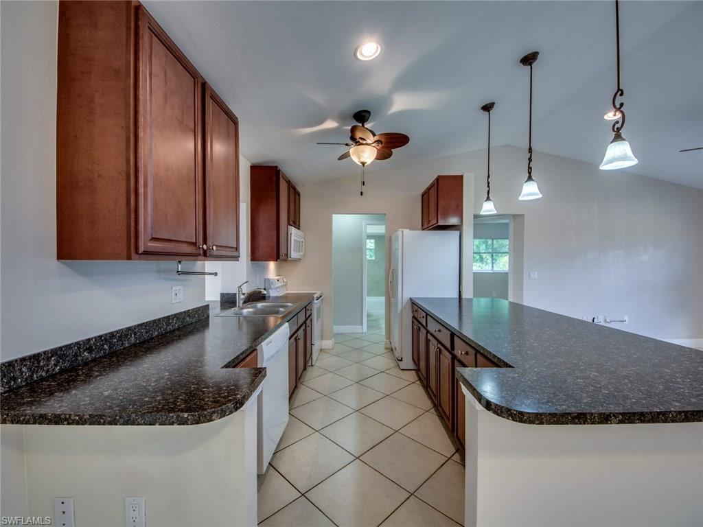 GOLDEN GATE CITY - Residential