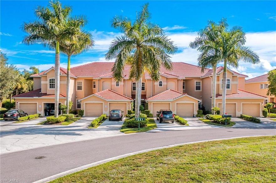 Turnkey, barely lived in 2 + den, light and bright home with vaulted ceilings and beautiful view of the lake with water feature.  Includes 1 car attached garage.  Home includes tile floors and laminate wood flooring in bedrooms and den, new A/C and handler & brand new roof.  Amenities include resort style pool, clubhouse, spa, exercise room, tennis, pickleball, basketball, bike and walking paths.  Your maintenance includes cable, internet, water, sewer, pest control, lawn care, building repairs, insurance, street lights, trash removal, and 24hr guarded gate all for $553.  Working chair lift.
Please submit all offers by Tuesday 12/14/21, seller's request.