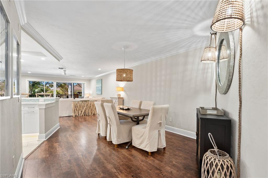 TIFFANY COURT - Residential