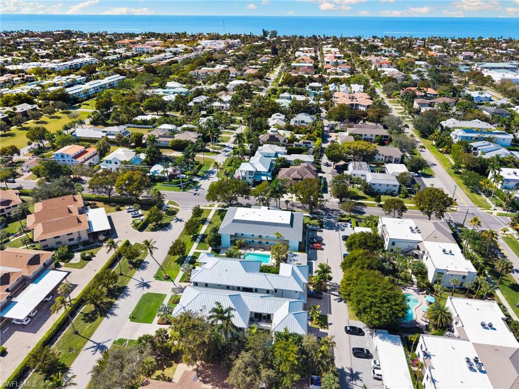 TIFFANY COURT - Residential