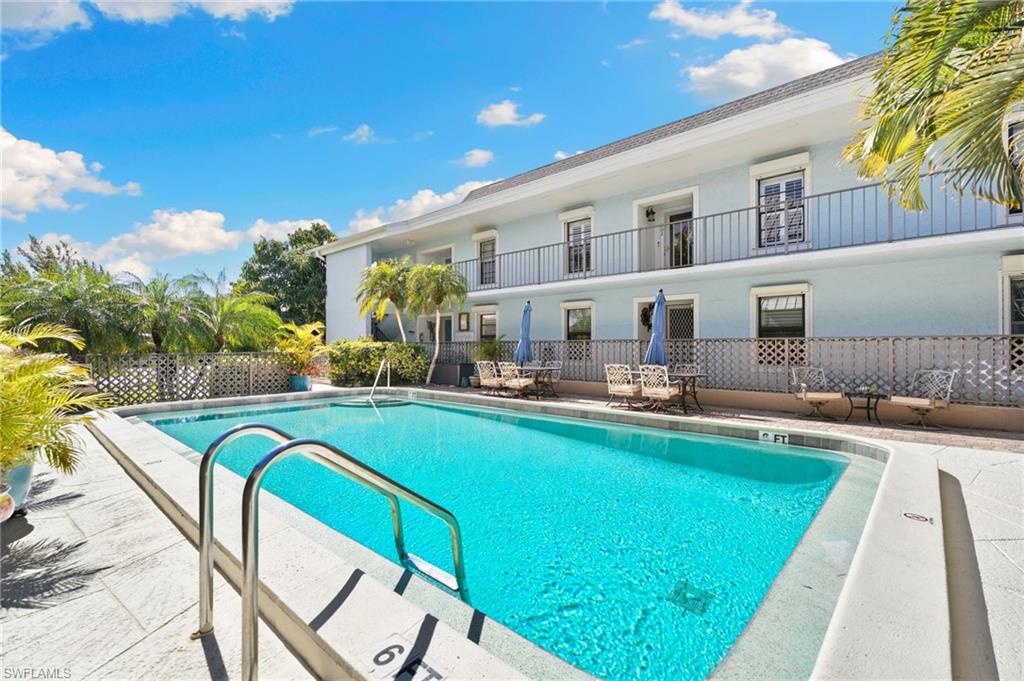 TIFFANY COURT - Residential