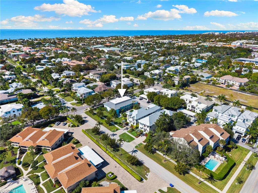 TIFFANY COURT - Residential