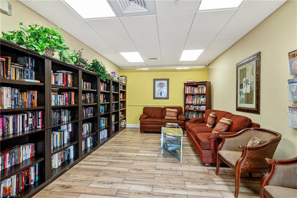 VILLAGIO - Residential Lease