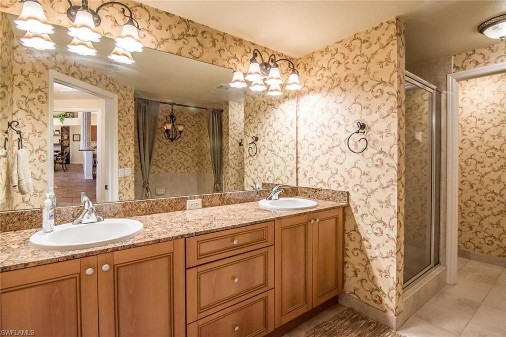 VILLAGIO - Residential Lease