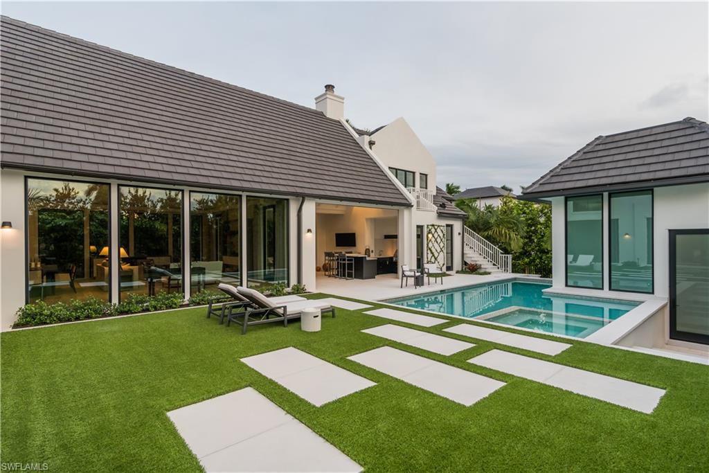 OLDE NAPLES - Residential