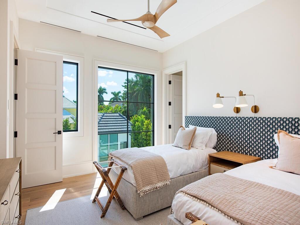 OLDE NAPLES - Residential