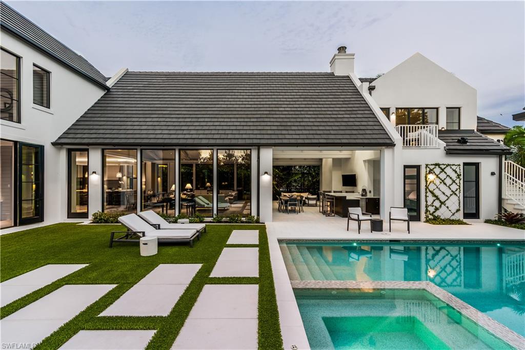 OLDE NAPLES - Residential