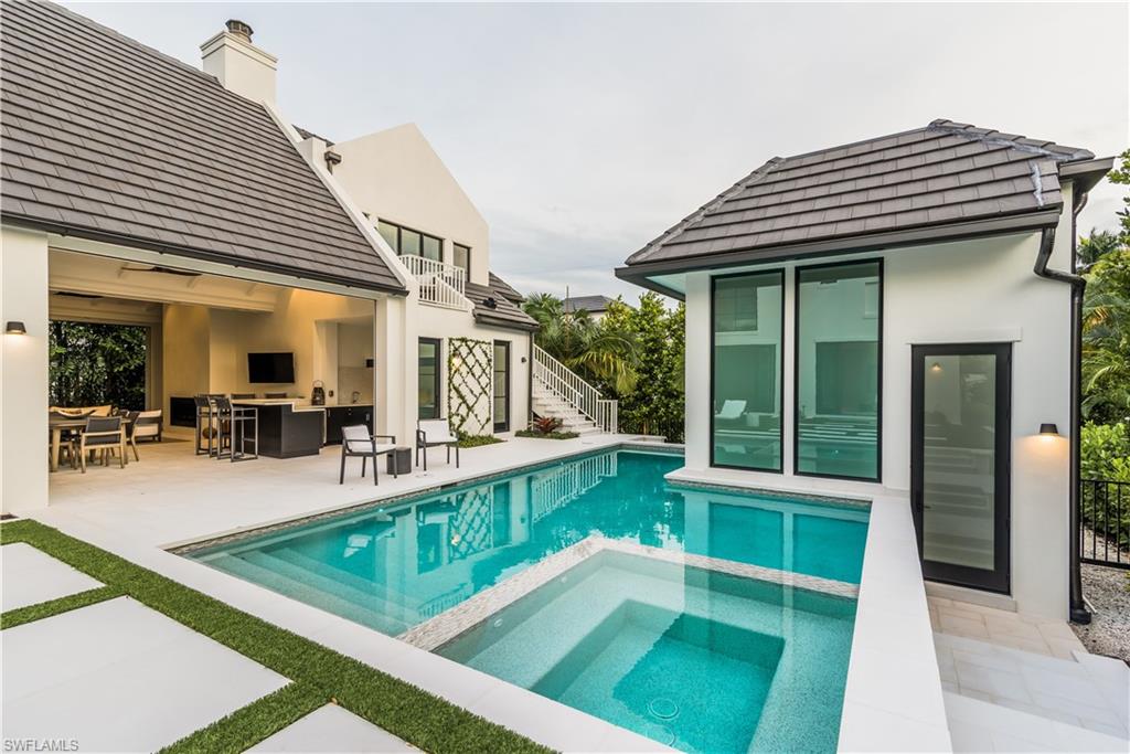 OLDE NAPLES - Residential