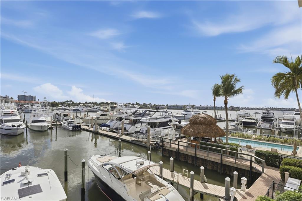NAPLES BOAT CLUB - Residential