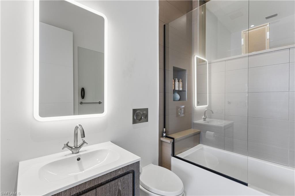 NAPLES BOAT CLUB - Residential