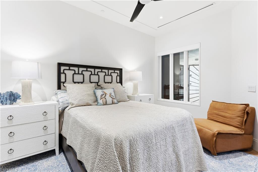 NAPLES BOAT CLUB - Residential