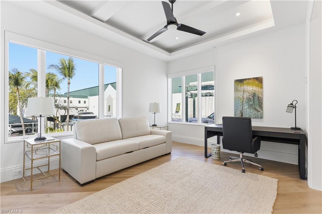 NAPLES BOAT CLUB - Residential