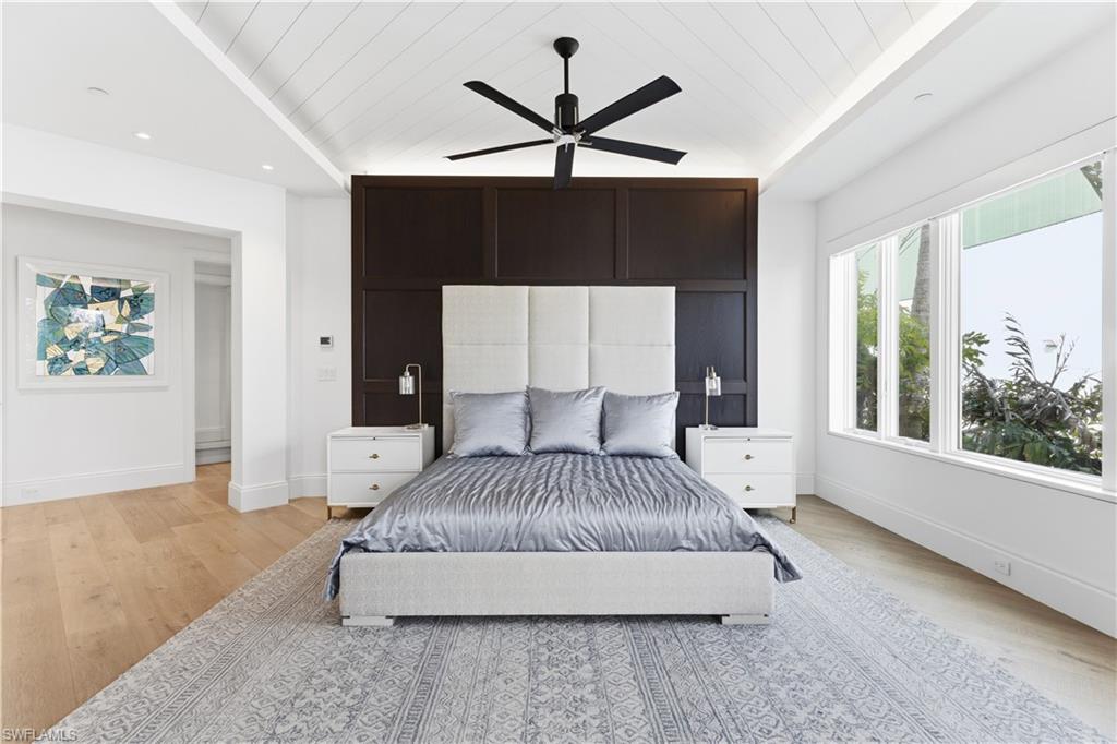 NAPLES BOAT CLUB - Residential