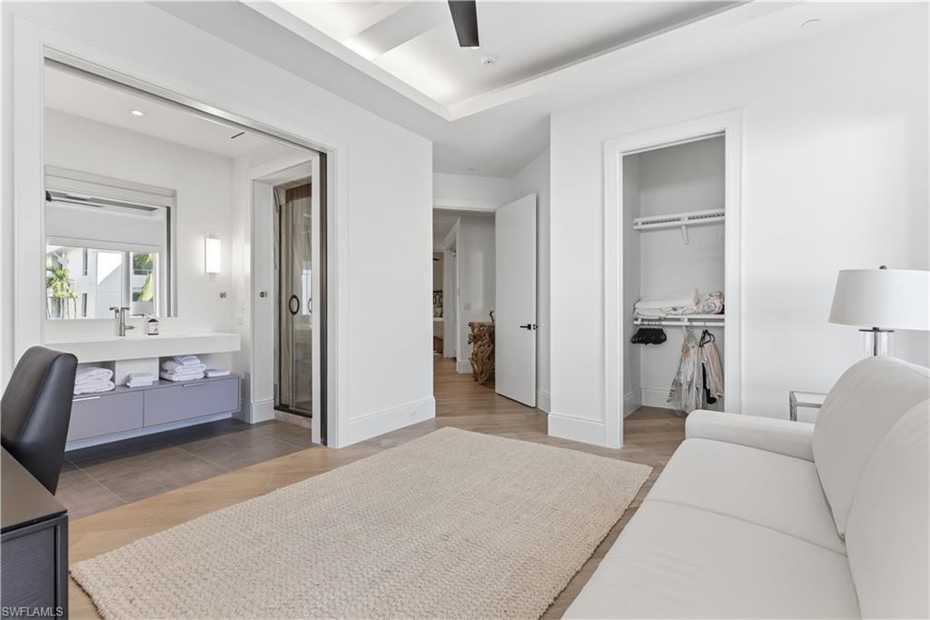 NAPLES BOAT CLUB - Residential