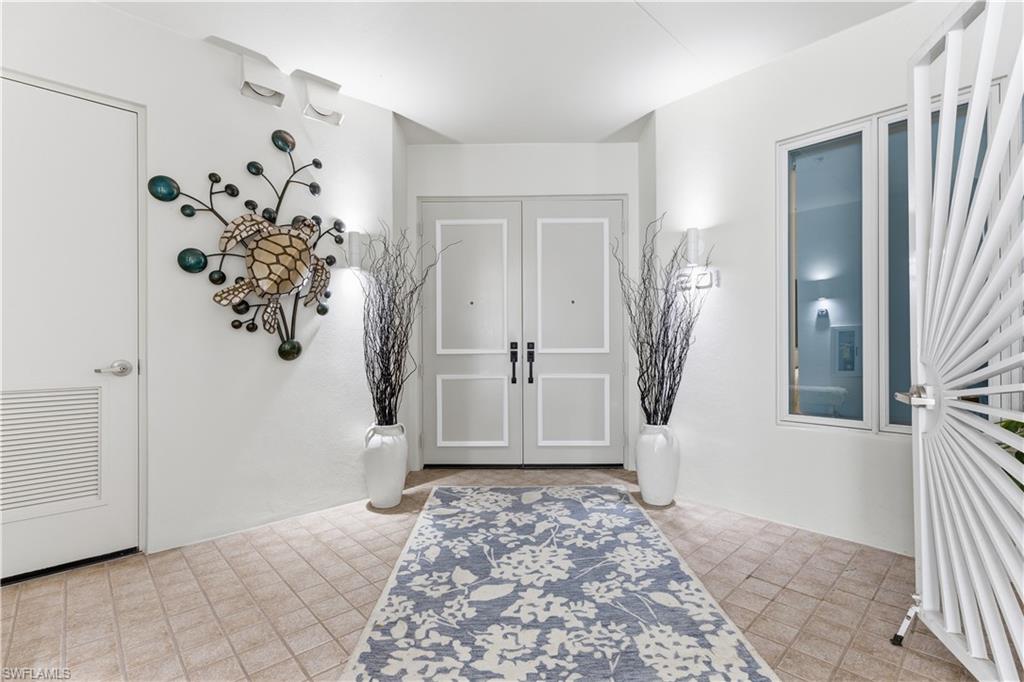 NAPLES BOAT CLUB - Residential