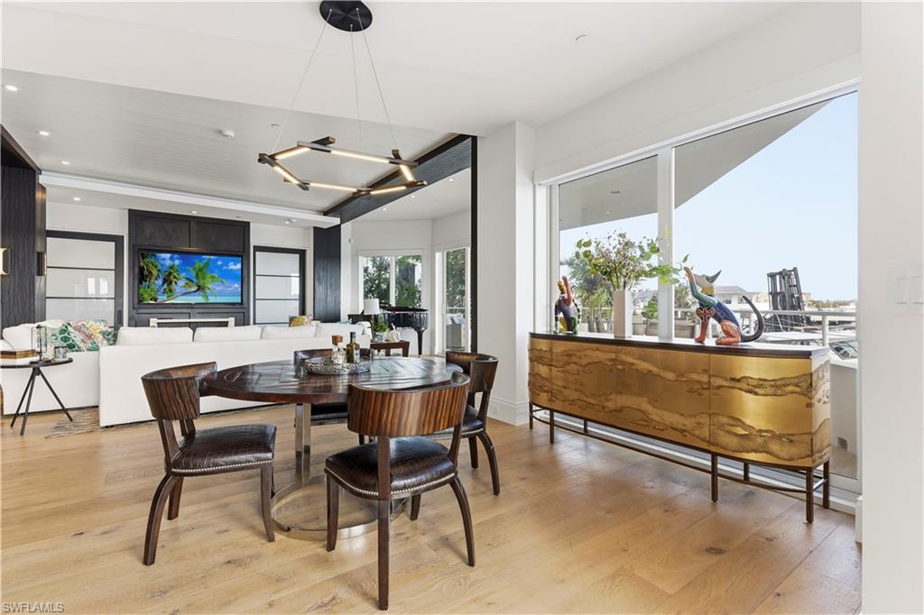 NAPLES BOAT CLUB - Residential