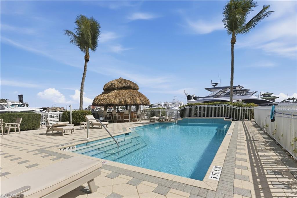 NAPLES BOAT CLUB - Residential