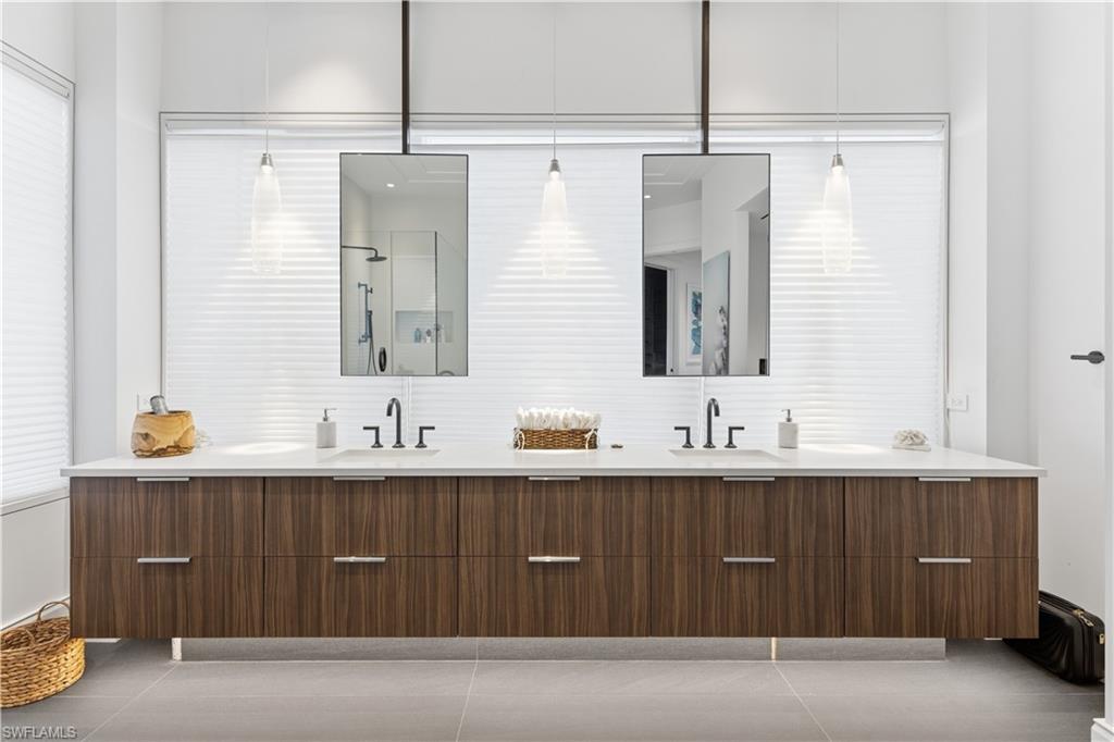 NAPLES BOAT CLUB - Residential