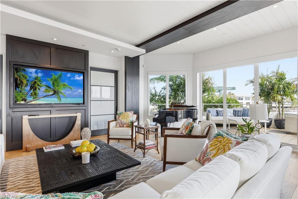 NAPLES BOAT CLUB - Residential