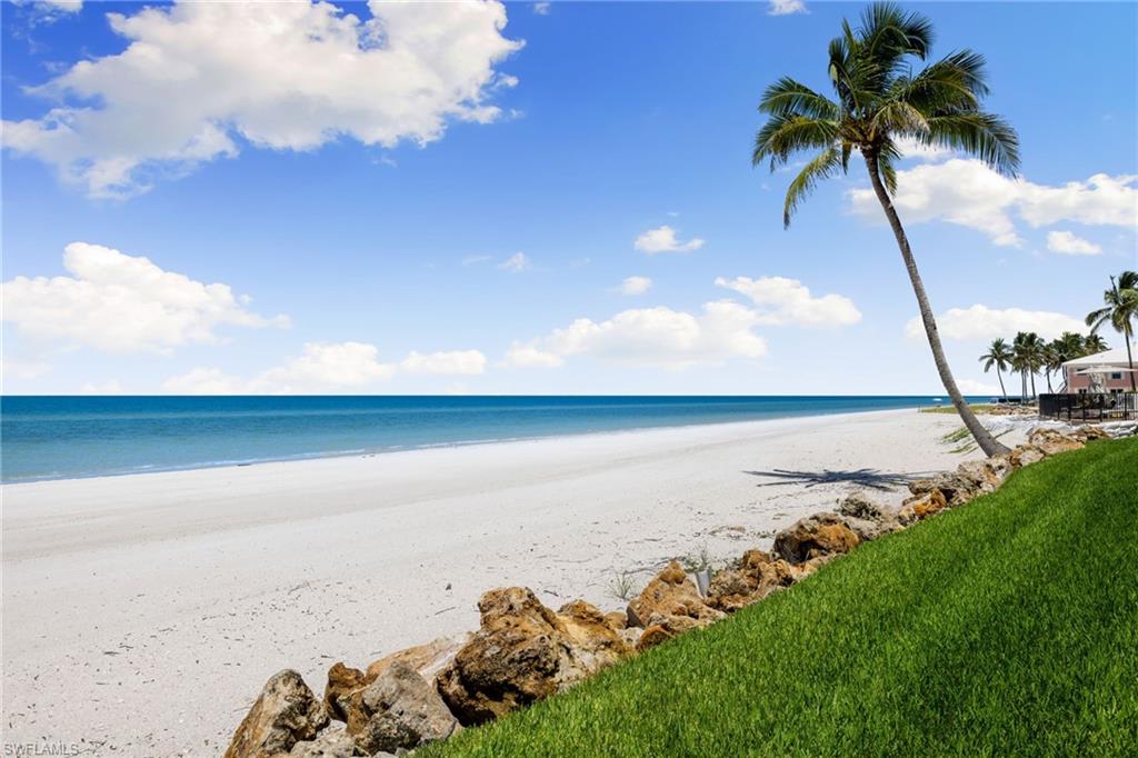 ADMIRALTY POINT - Residential