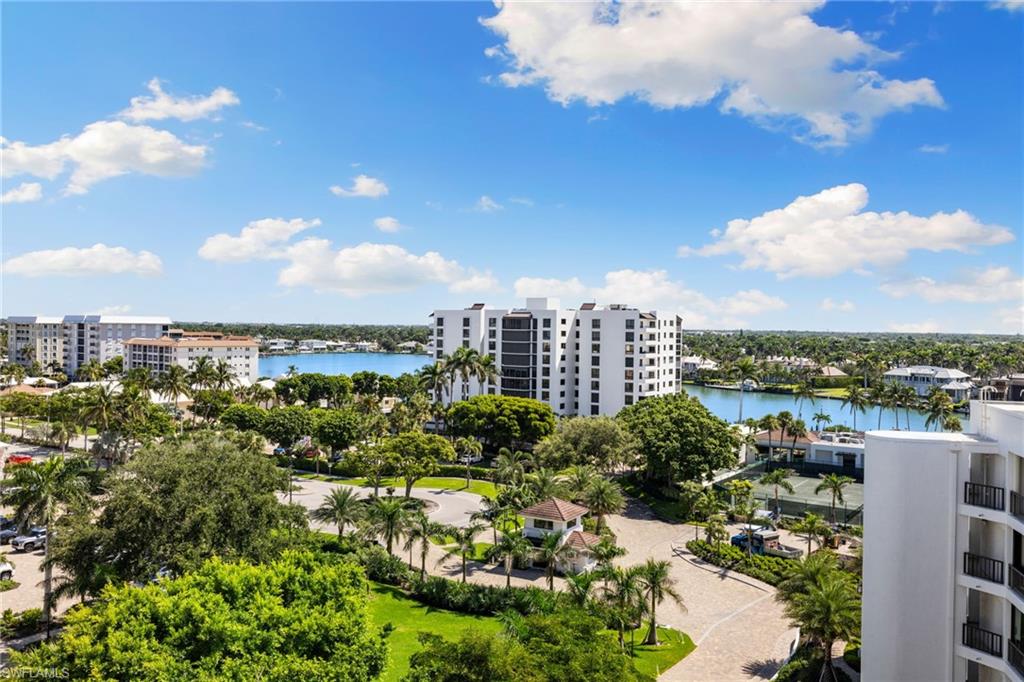 ADMIRALTY POINT - Residential