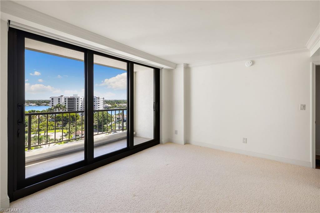 ADMIRALTY POINT - Residential