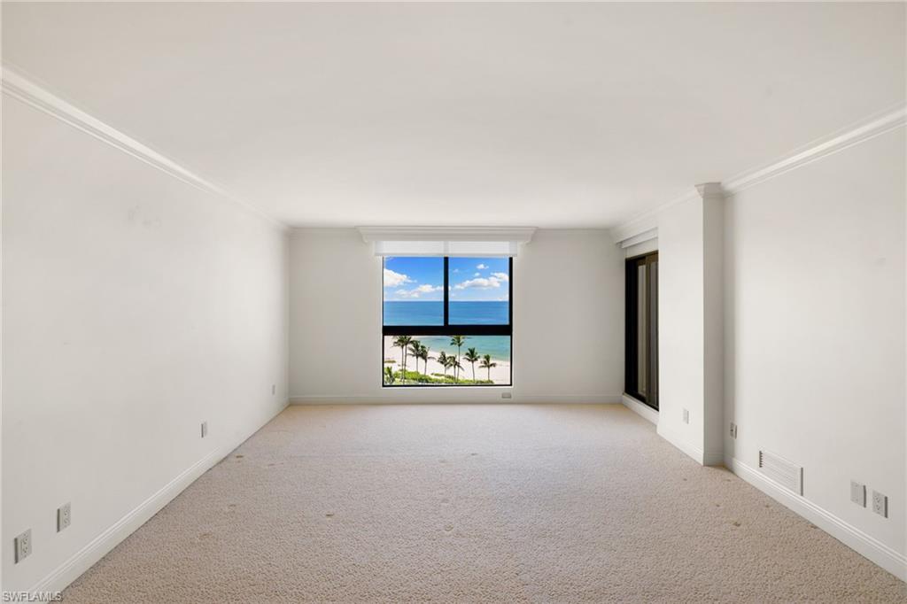 ADMIRALTY POINT - Residential