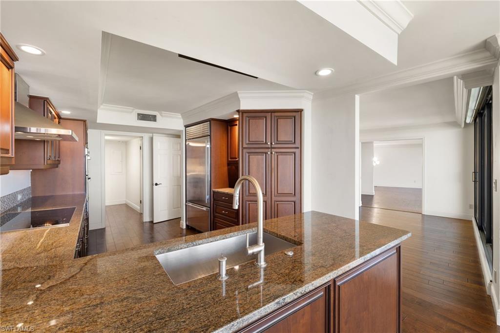 ADMIRALTY POINT - Residential