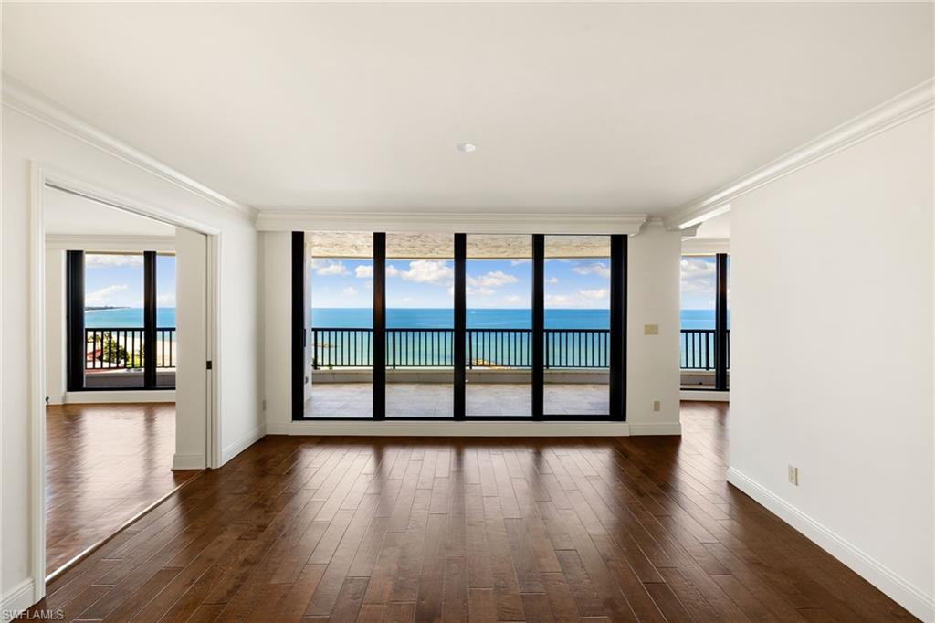 ADMIRALTY POINT - Residential