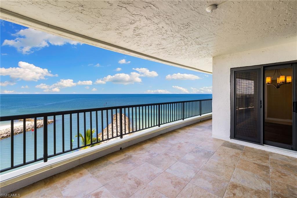 ADMIRALTY POINT - Residential