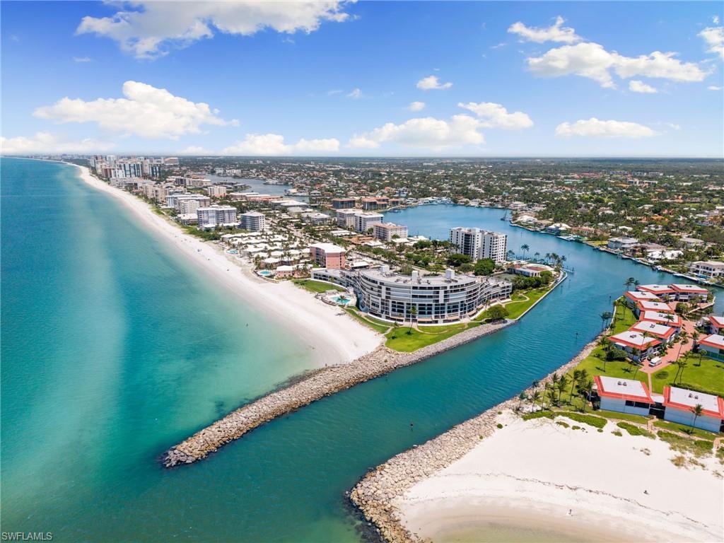 ADMIRALTY POINT - Residential