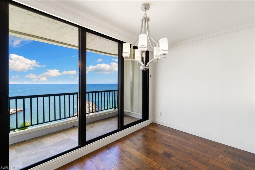 ADMIRALTY POINT - Residential