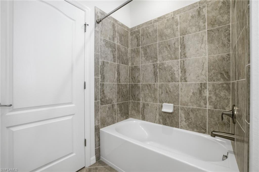 HAMPTON PARK - Residential