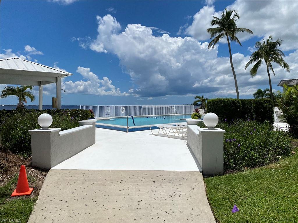 NORTH SHORE PLACE - Residential Lease