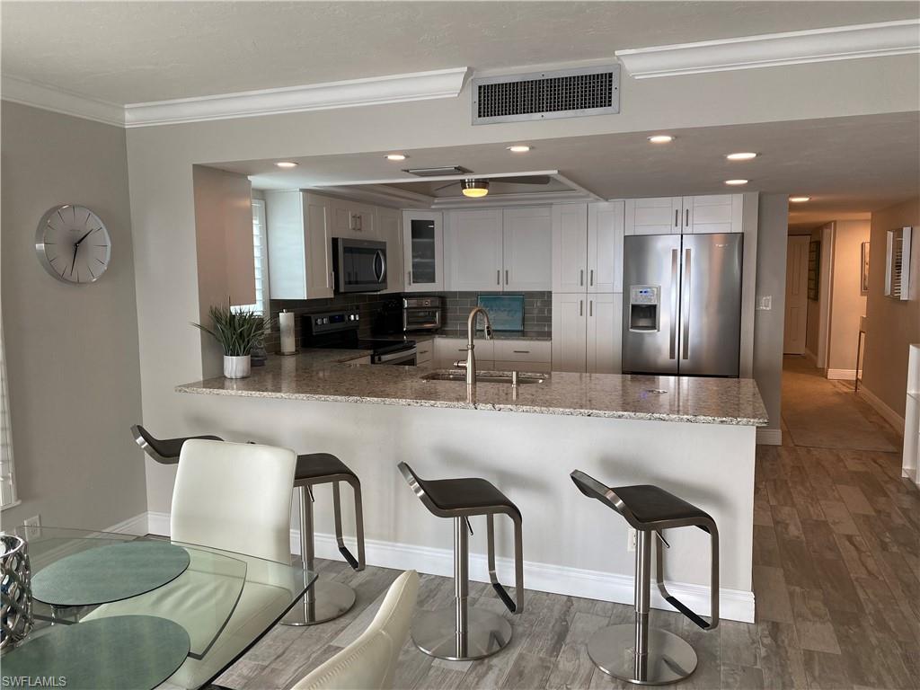 NORTH SHORE PLACE - Residential Lease