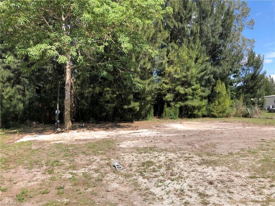 Perfect lot for new house or manufactured home. Well, septic, driveway with culvert and storage shed on the property from prior demolished manufactured home. Save on impact fees. Back of the property is wooded, tall pine trees. OWN Your Land and No park fees! This is a fast growing area with brand new places going up all around. Seller will finance!