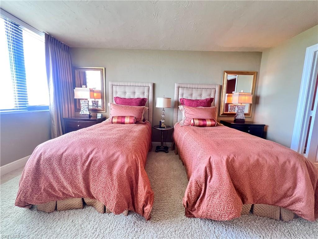 STRATFORD - Residential Lease