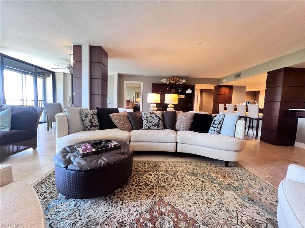 STRATFORD - Residential Lease