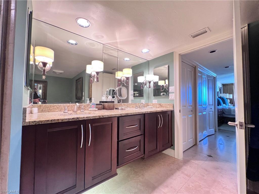 STRATFORD - Residential Lease