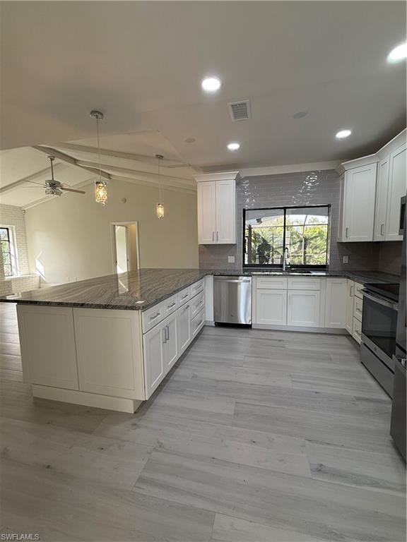 CAPE CORAL - Residential Lease