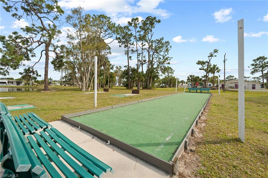 LAZY DAYS MOBILE VILLAGE - Residential