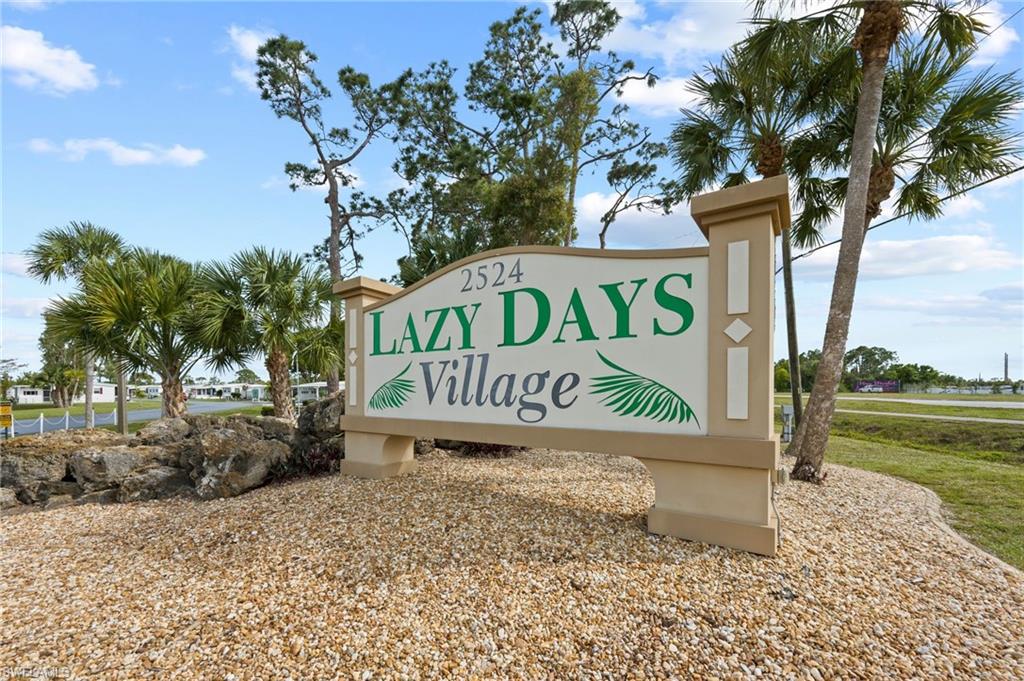 LAZY DAYS MOBILE VILLAGE - Residential